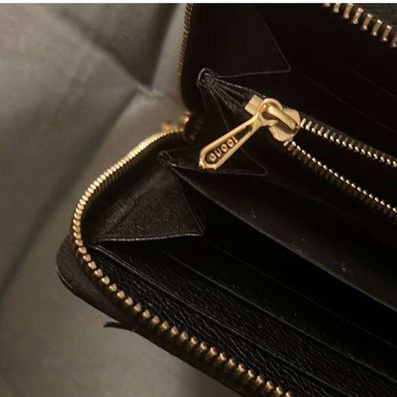 Gucci Continental Horsebit Wallet - Picture 4 of 10